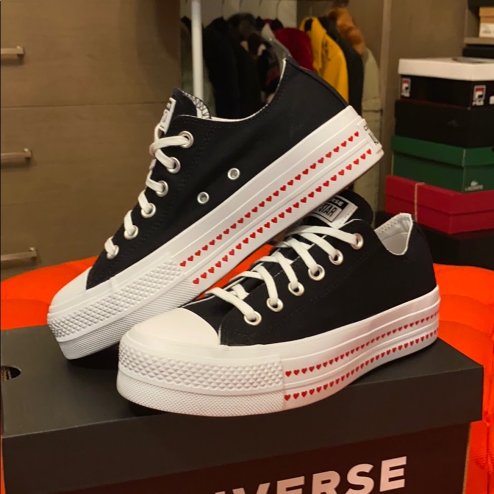 Converse platforms ❤️ LOVE YOURSELF FIRST